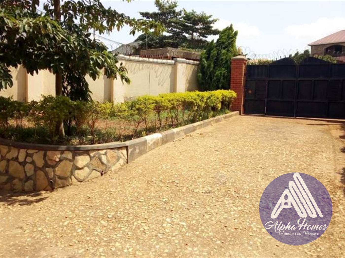 Bungalow for sale in Kira Wakiso