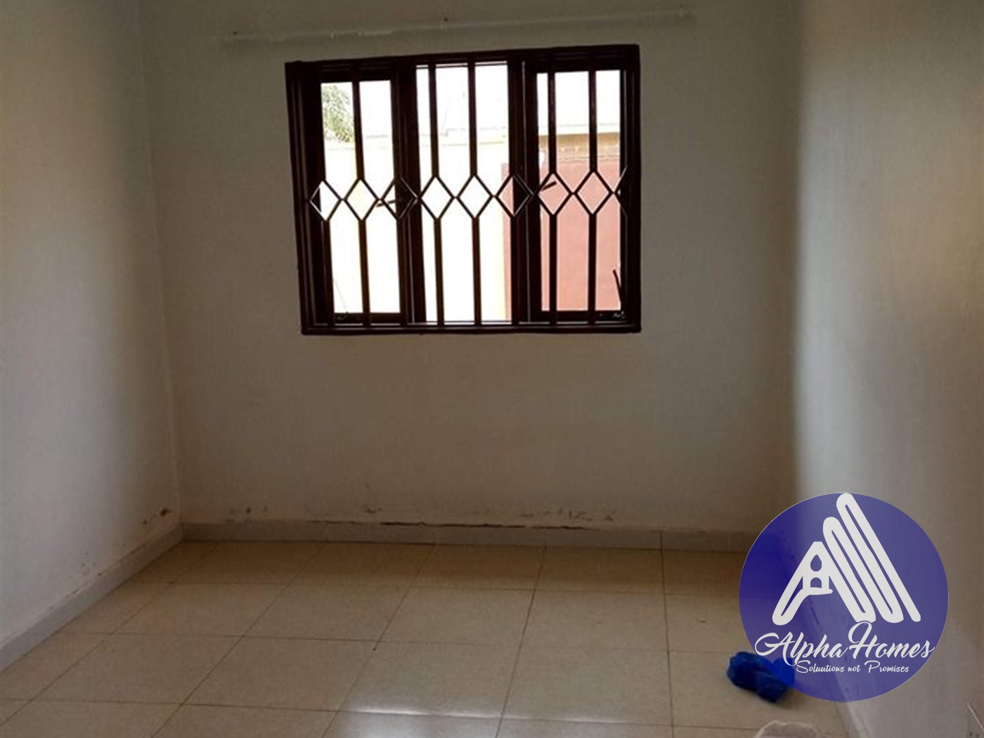 Semi Detached for rent in Kisaasi Kampala