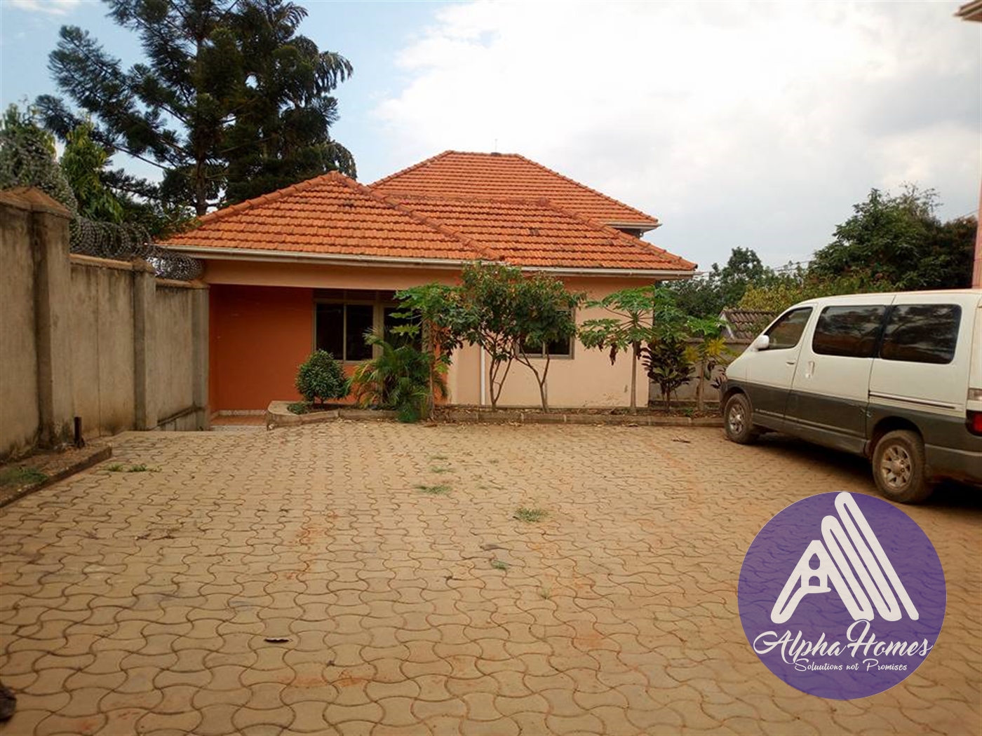 Semi Detached for rent in Bweyogerere Wakiso