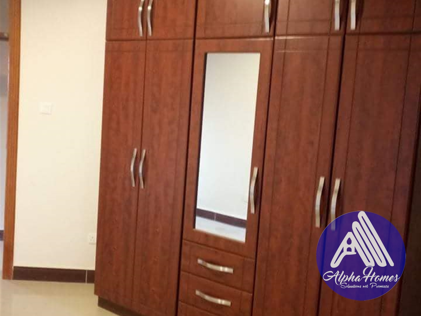 Apartment for rent in Kisaasi Kampala