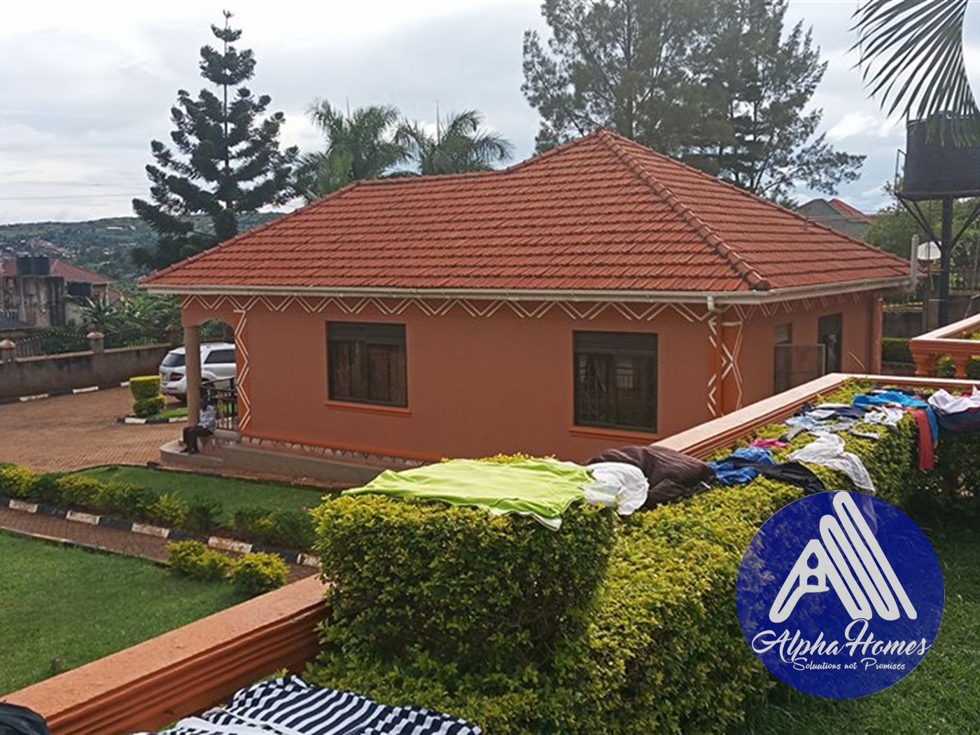 Bungalow for sale in Seguku Wakiso