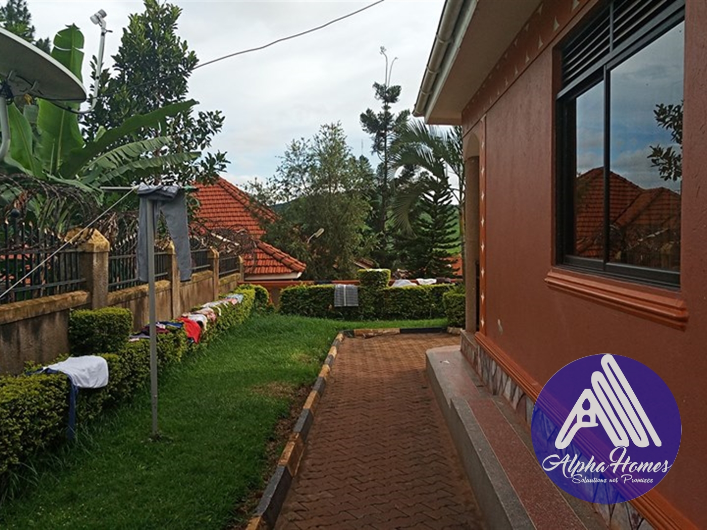 Bungalow for sale in Seguku Wakiso