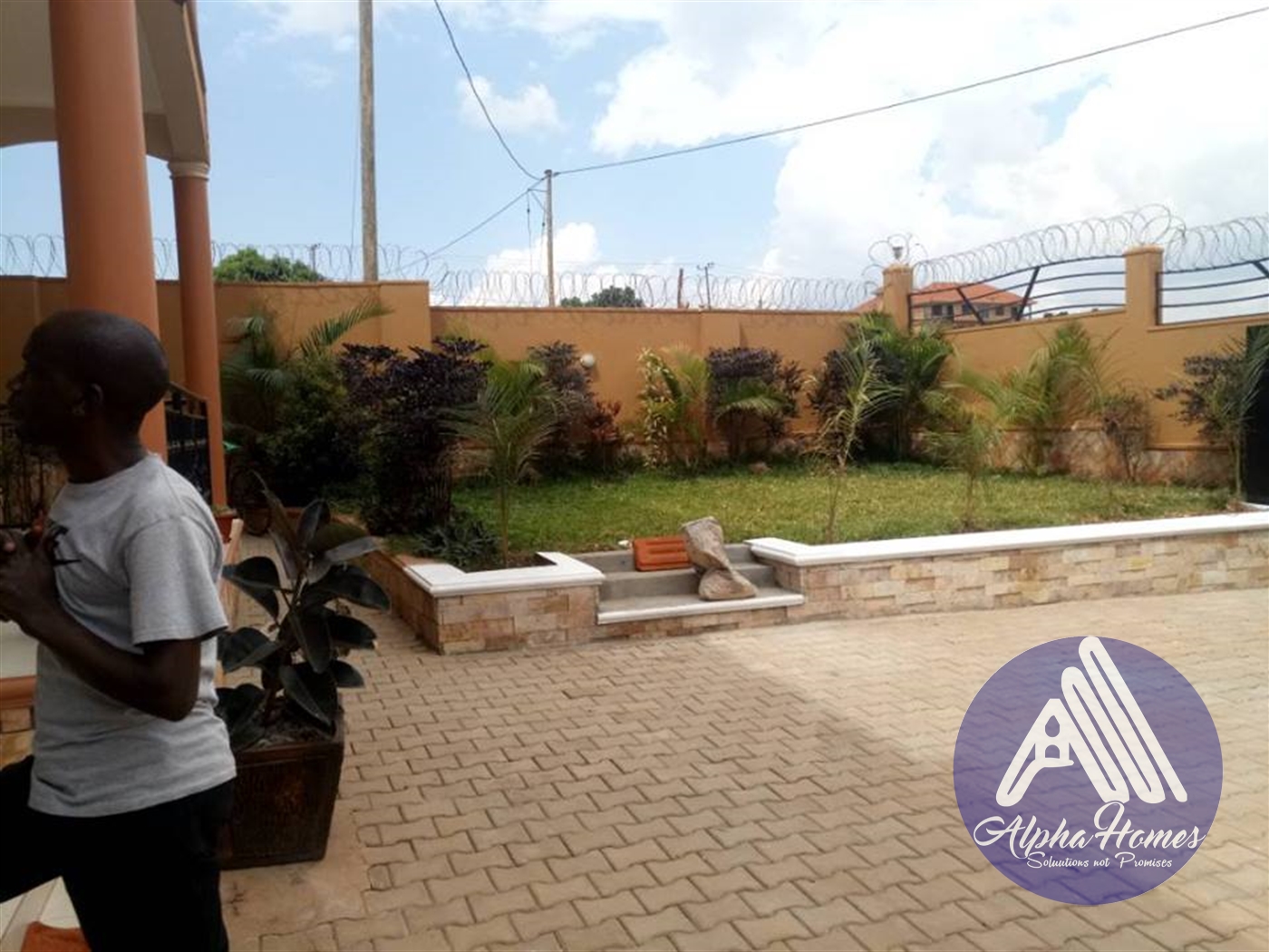 Duplex for sale in Kira Wakiso