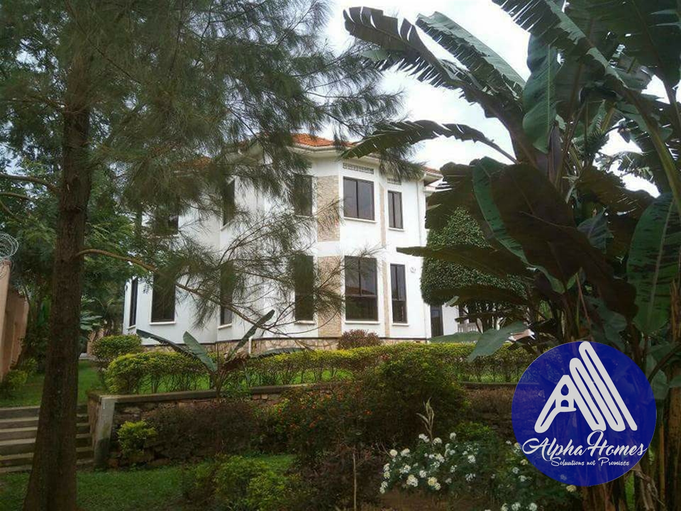 Mansion for sale in Munyonyo Kampala