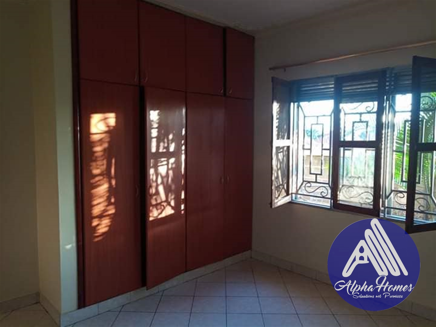 Semi Detached for rent in Kyaliwajjala Wakiso