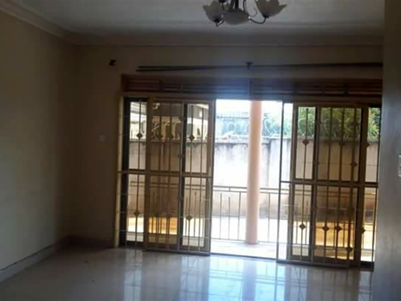 Semi Detached for rent in Bweyogerere Wakiso