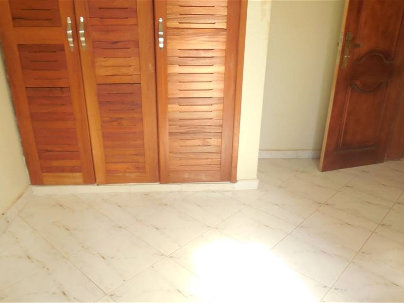 Semi Detached for rent in Kyaliwajjala Wakiso