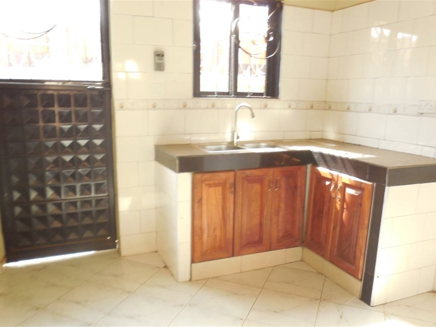 Semi Detached for rent in Kyaliwajjala Wakiso