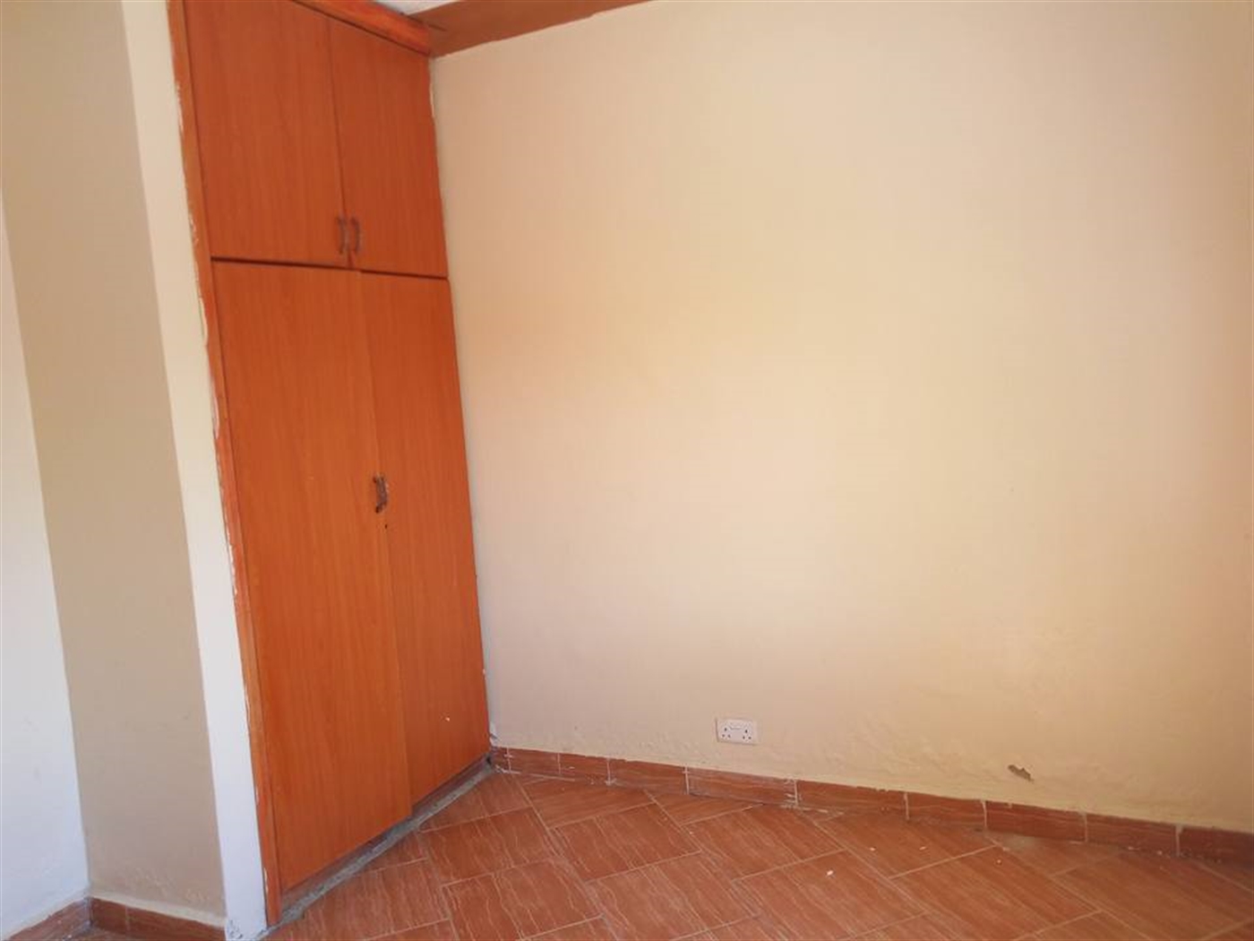 Semi Detached for rent in Bweyogerere Wakiso