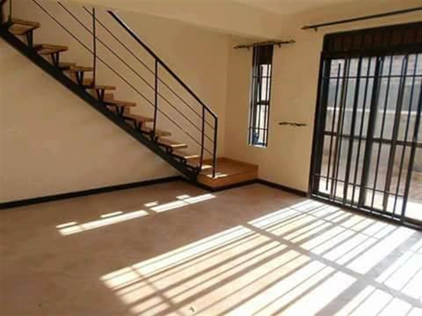 Duplex for rent in Naalya Wakiso