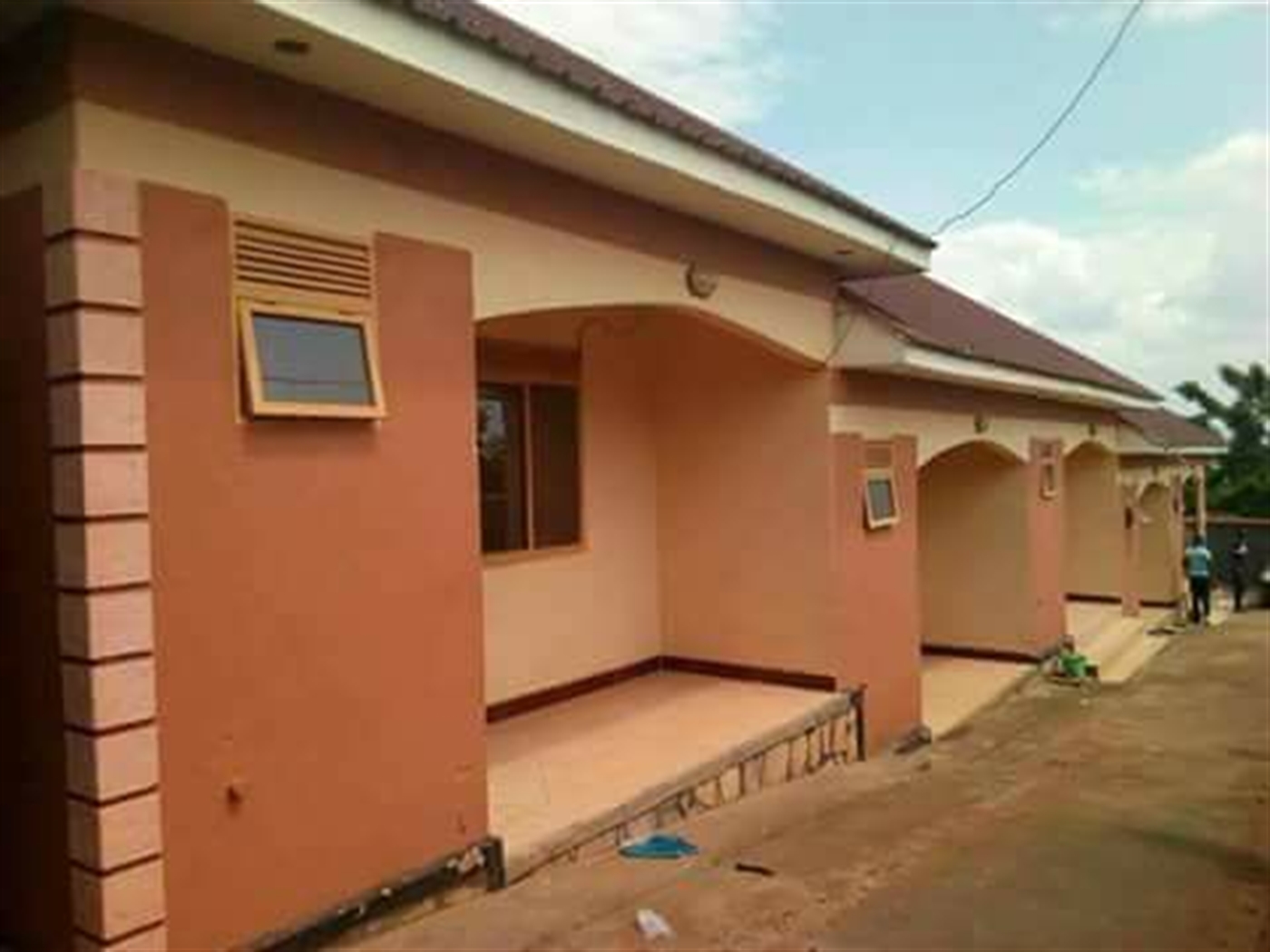 Semi Detached for rent in Bweyogerere Wakiso