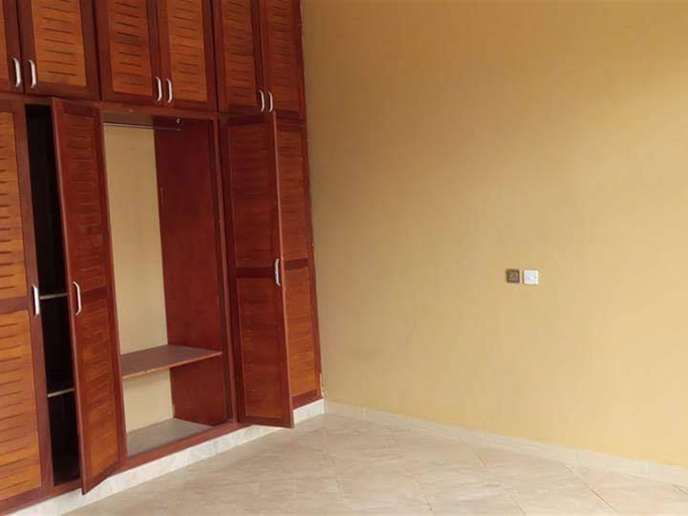 Apartment for rent in Kyaliwajjala Wakiso