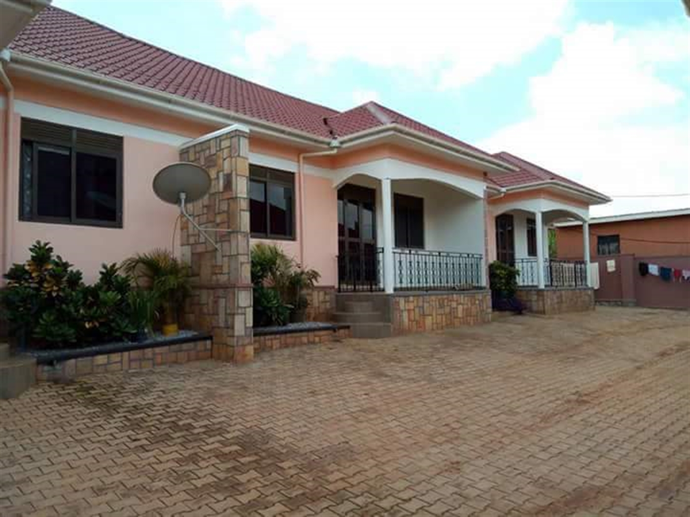 Semi Detached for rent in Naalya Kampala