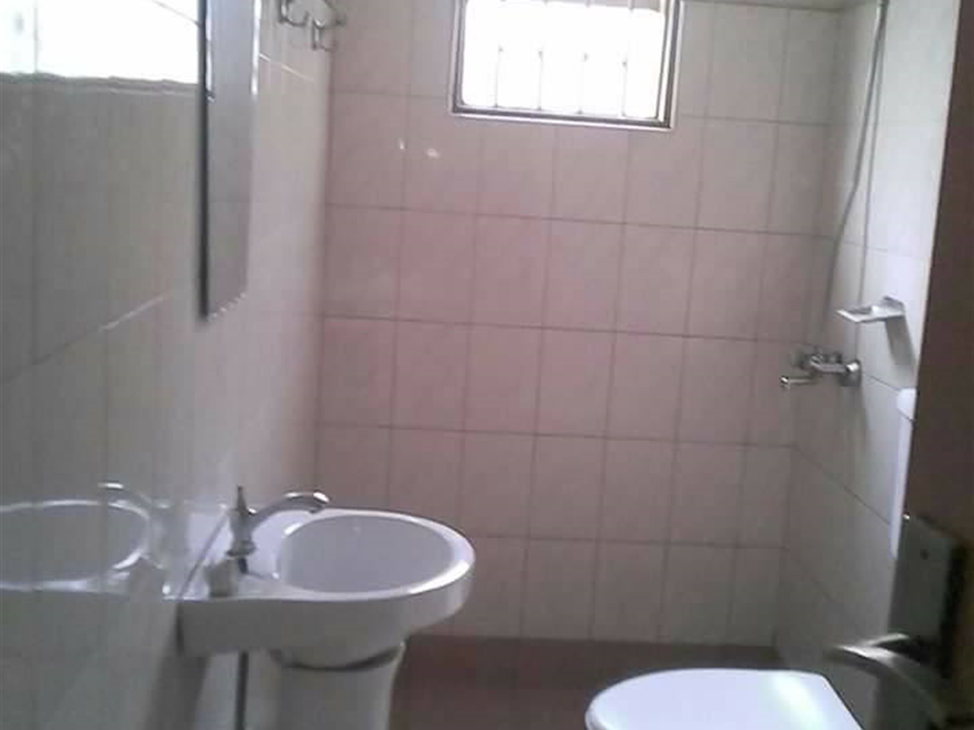 Semi Detached for rent in Namanve Mukono