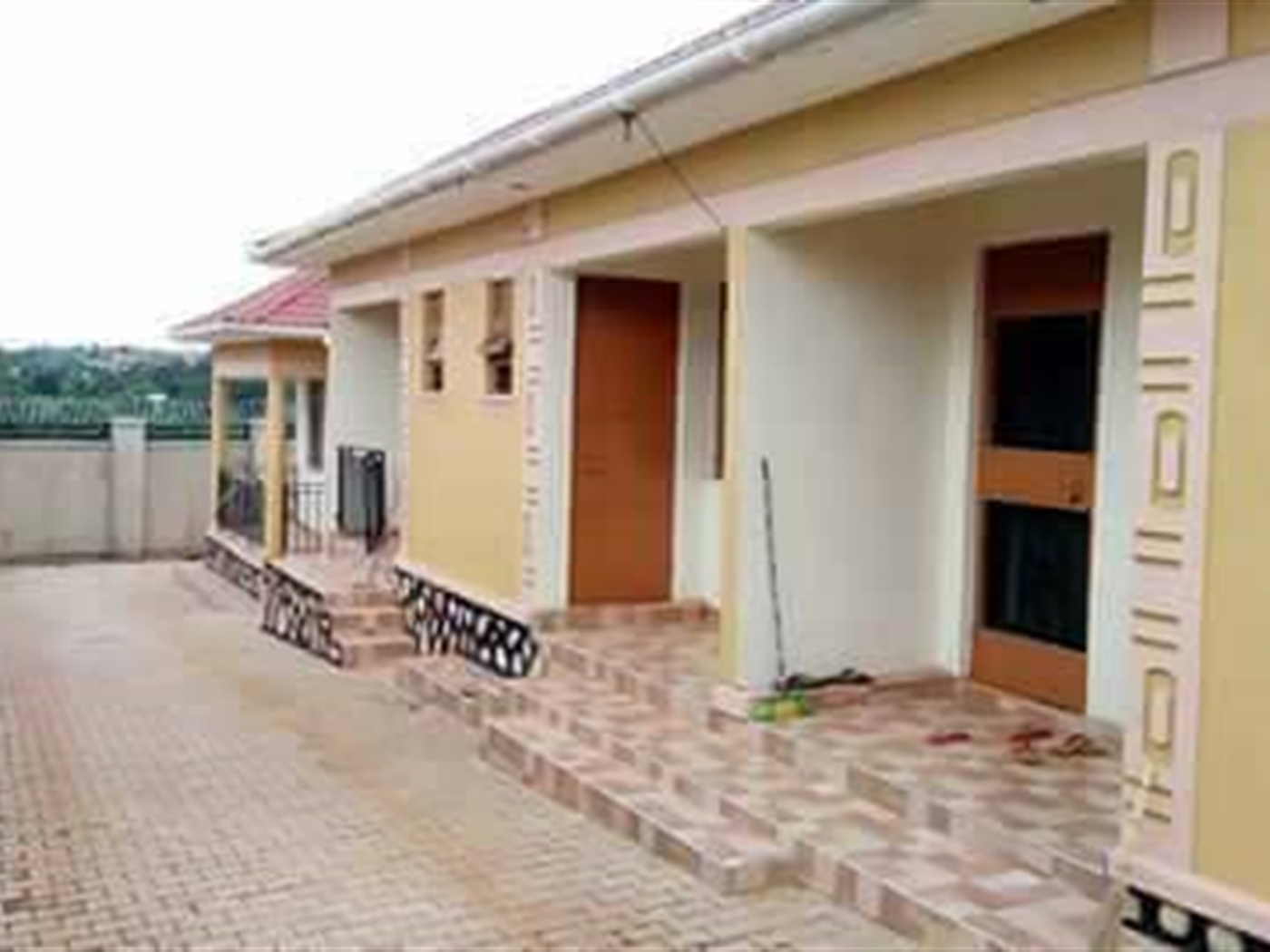 Semi Detached for rent in Bweyogerere Wakiso