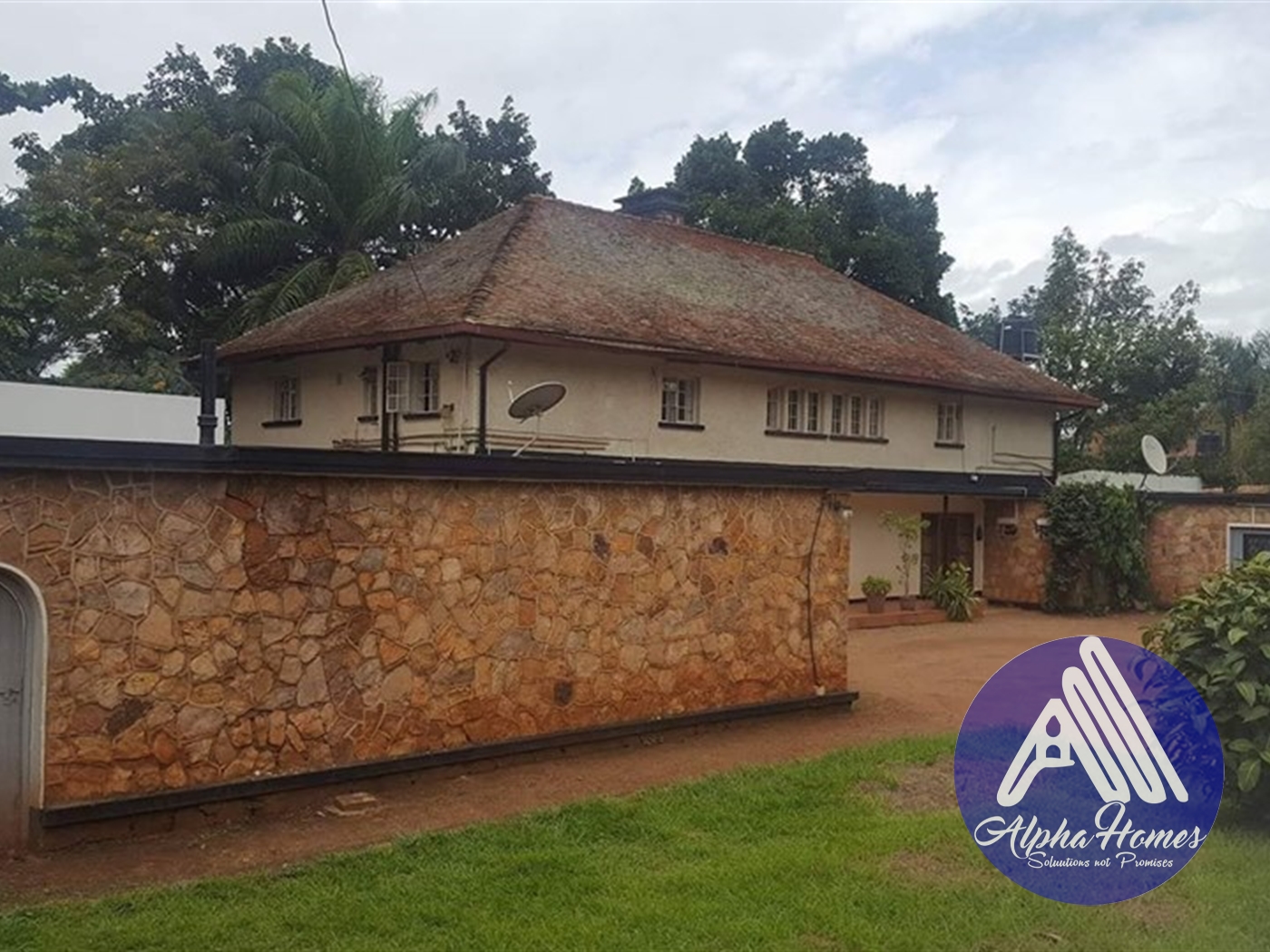 Mansion for rent in Kololo Kampala