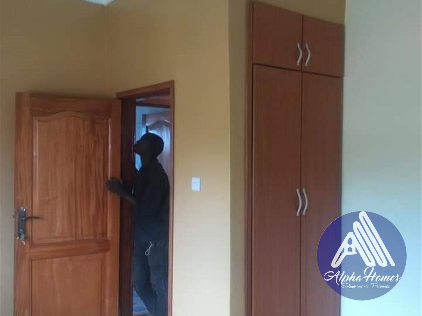 Apartment for rent in Kisaasi Kampala