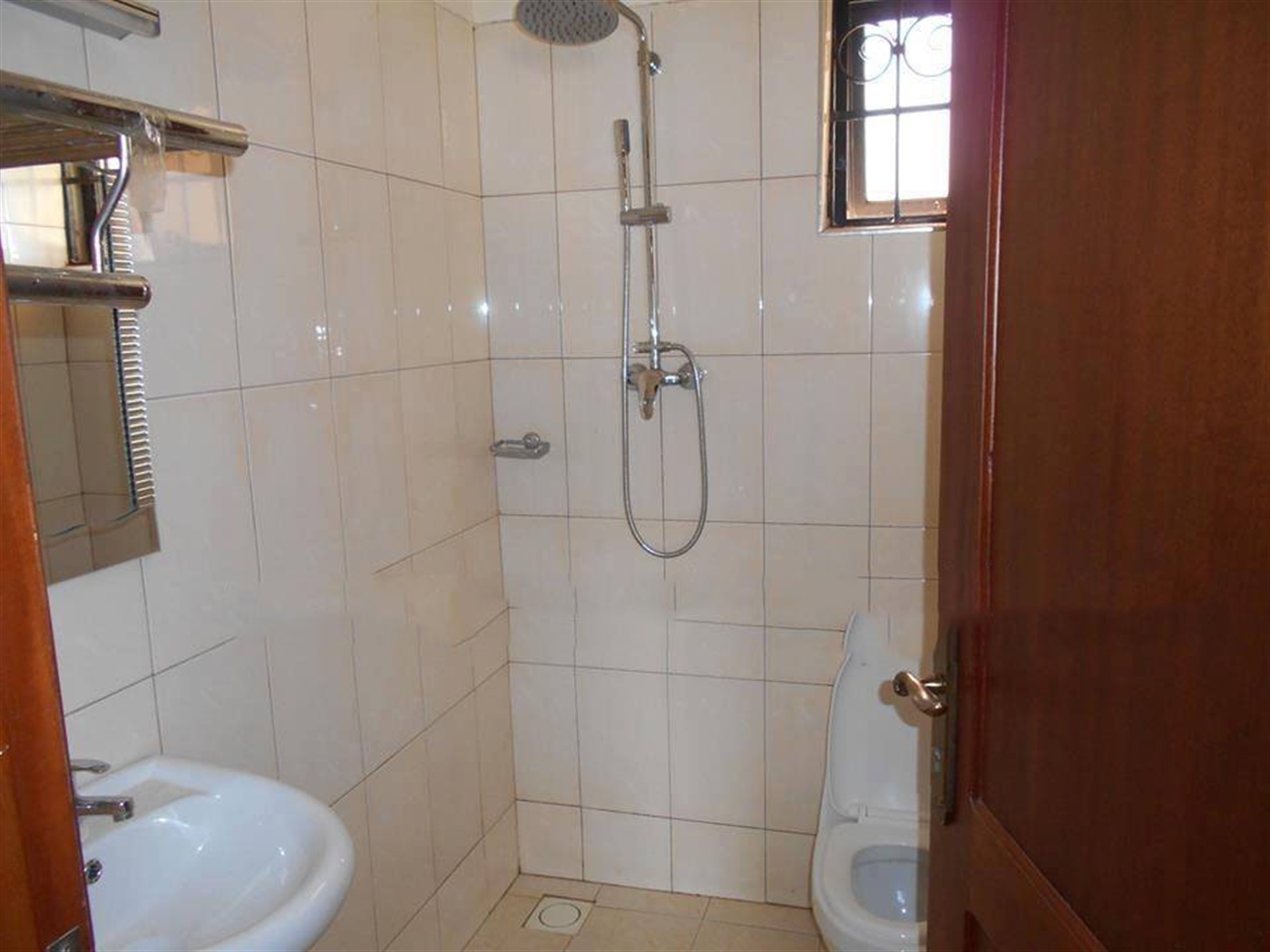 Apartment for rent in Namugongo Wakiso