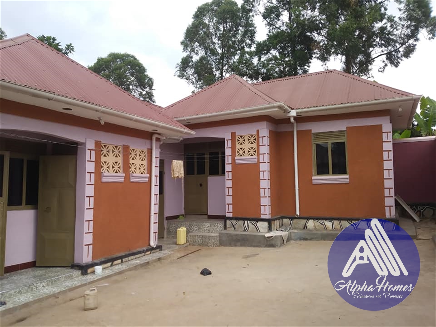 Semi Detached for rent in Mpererwe Moyo