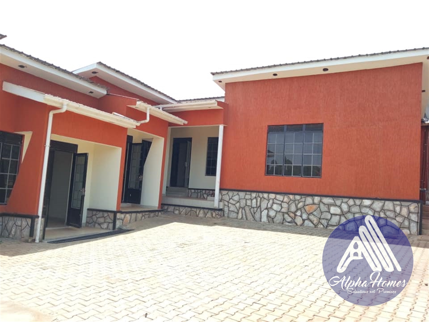 Semi Detached for rent in Kira Kampala