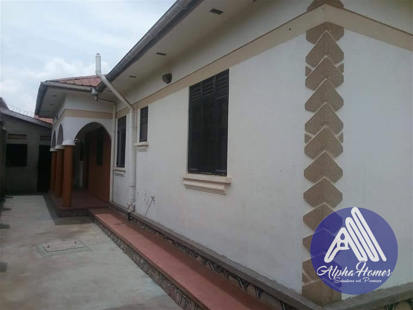 Semi Detached for rent in Kyanja Kampala