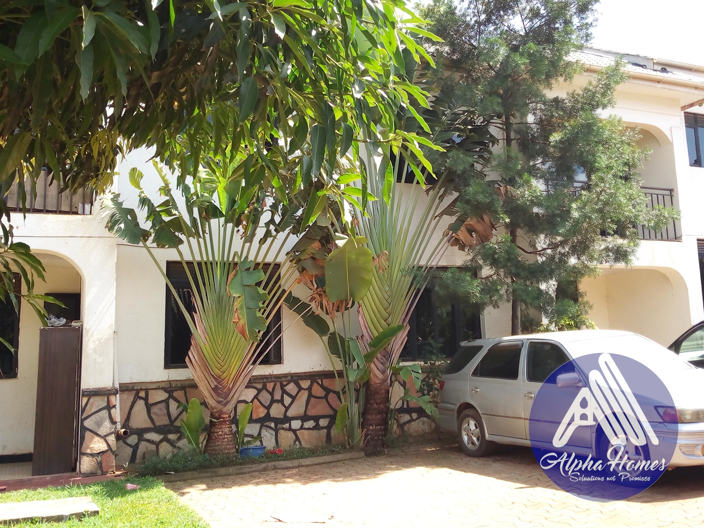 Semi Detached for rent in Kisaasi Kampala