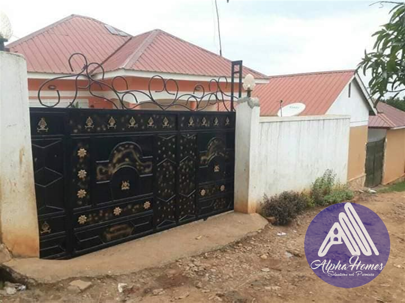 Bungalow for sale in Wakisotowncenter Wakiso