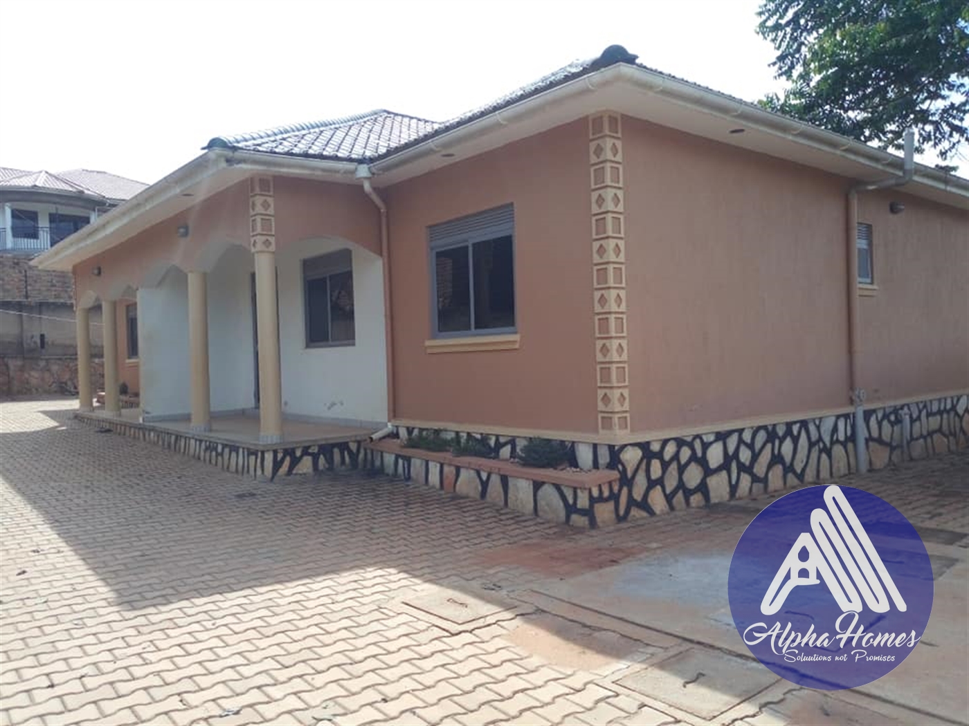 Semi Detached for rent in Bweyogerere Kampala