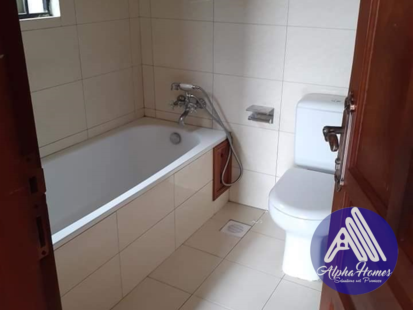 Apartment for rent in Kiwaatule Kampala