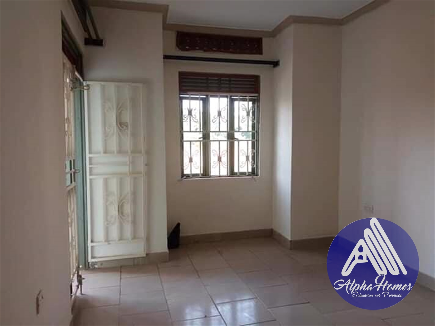 Semi Detached for rent in Bweyogerere Kampala