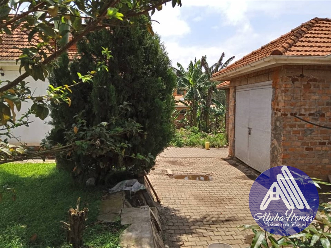 Shell House for sale in Kira Wakiso