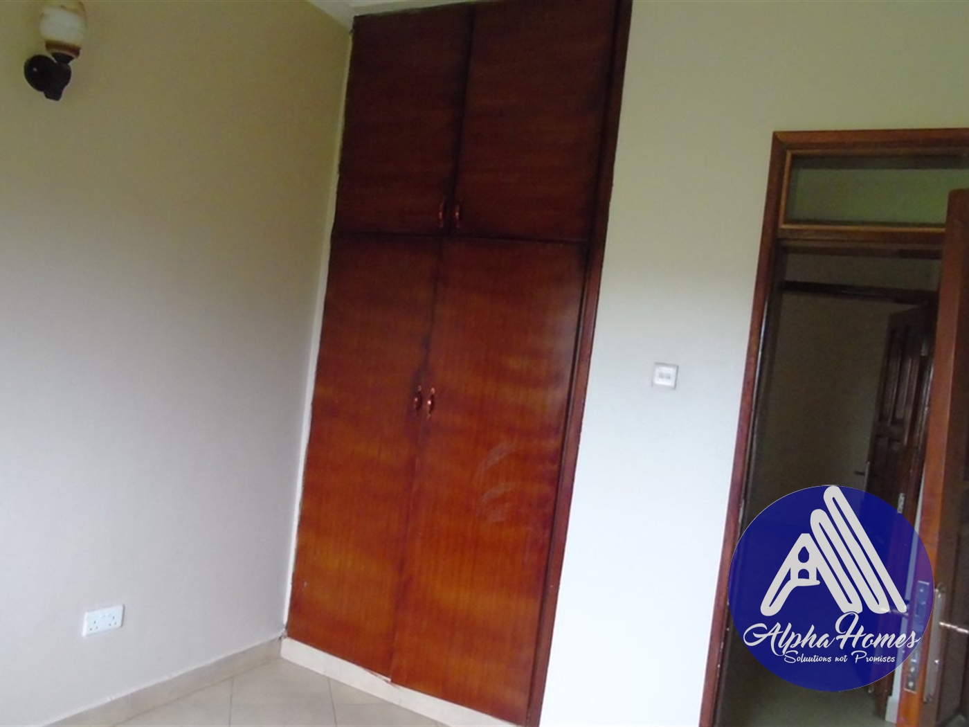 Apartment for rent in Kyaliwajjala Wakiso