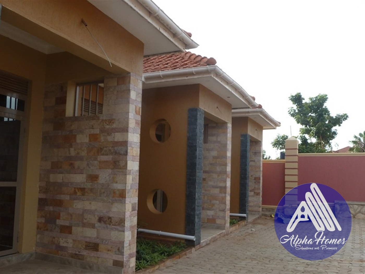 Semi Detached for rent in Kyanja Kampala