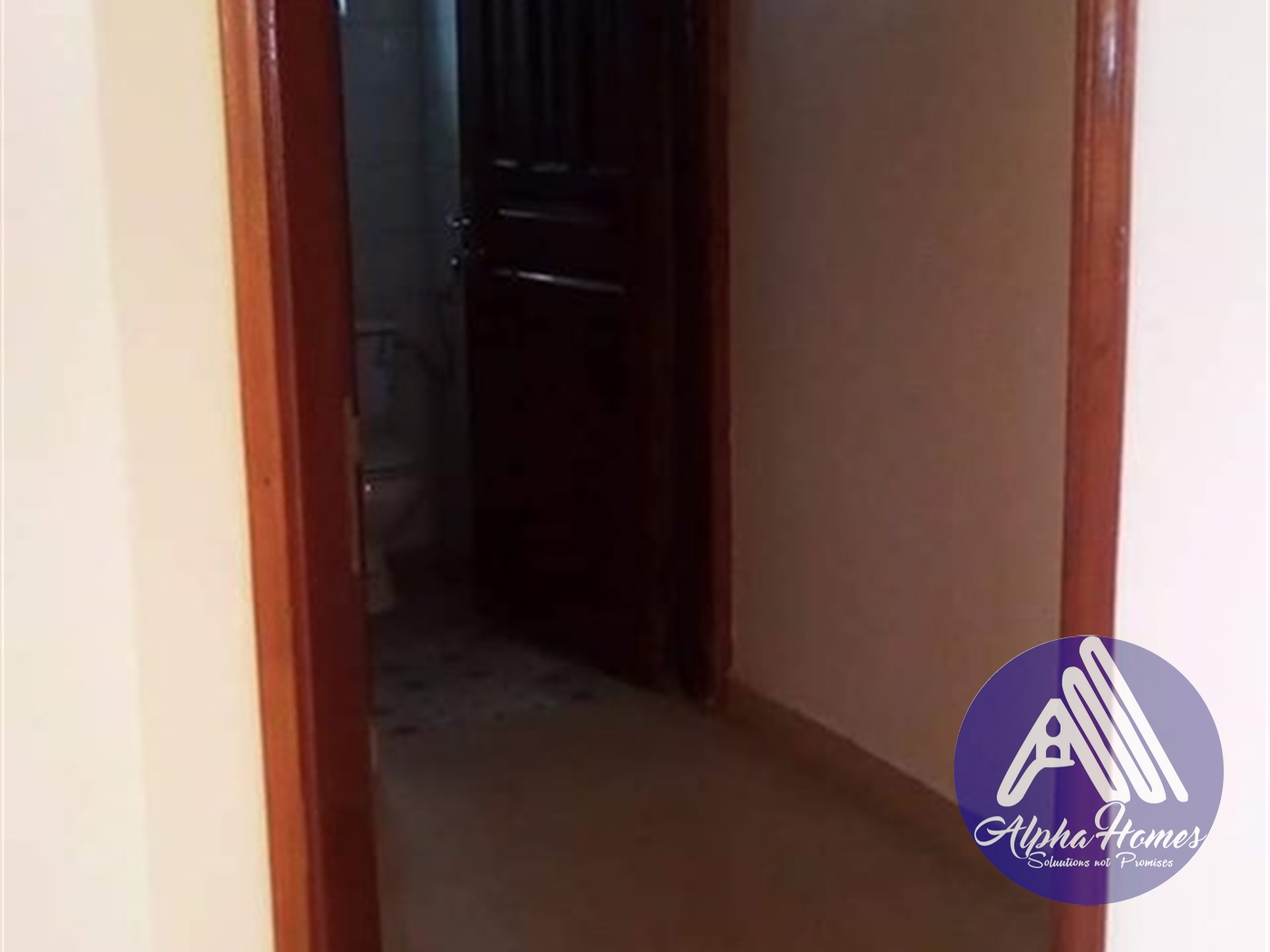 Semi Detached for rent in Mpererwe Kampala