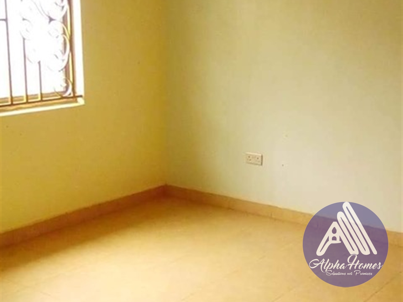 Semi Detached for rent in Mpererwe Kampala