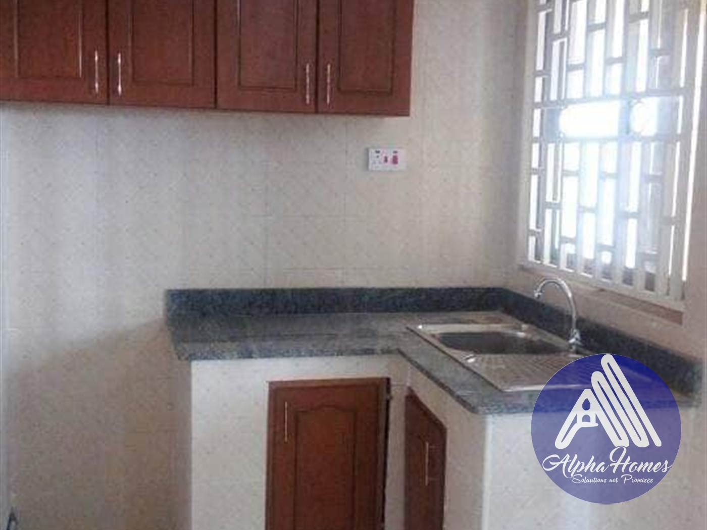 Semi Detached for rent in Kyanja Kampala