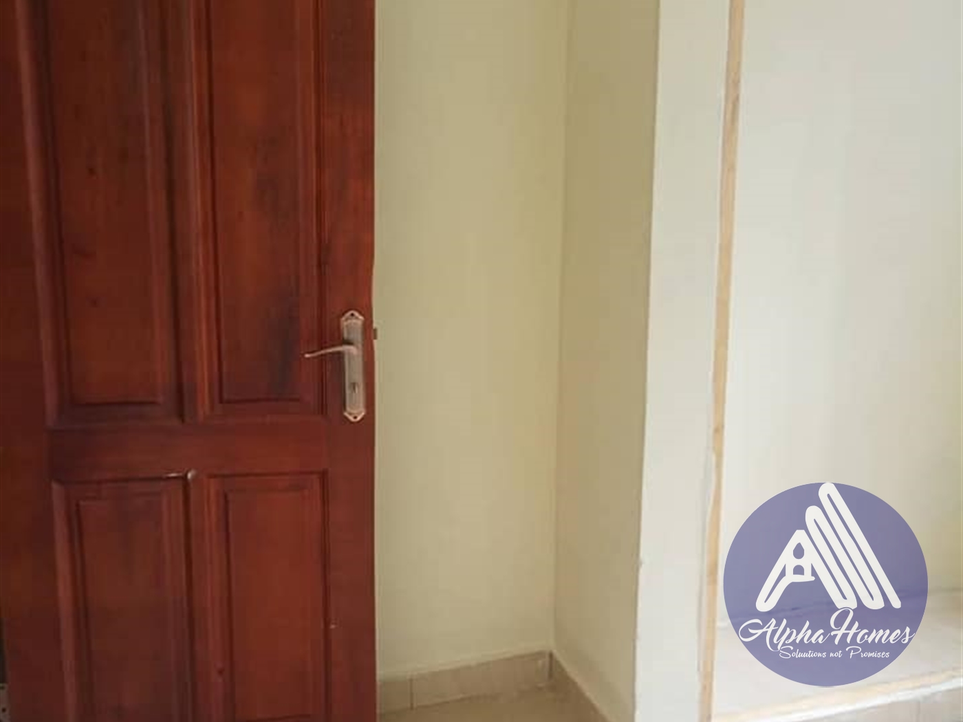 Semi Detached for rent in Kira Wakiso