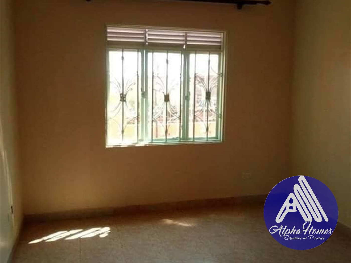 Semi Detached for rent in Mpererwe Kampala