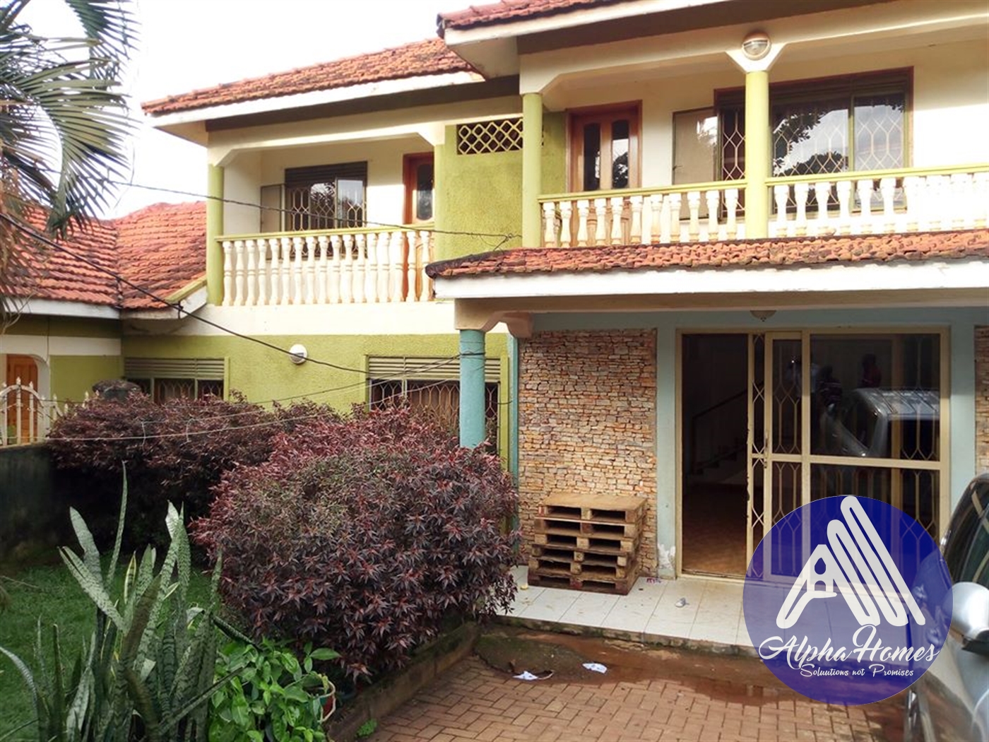 Duplex for rent in Naalya Kampala