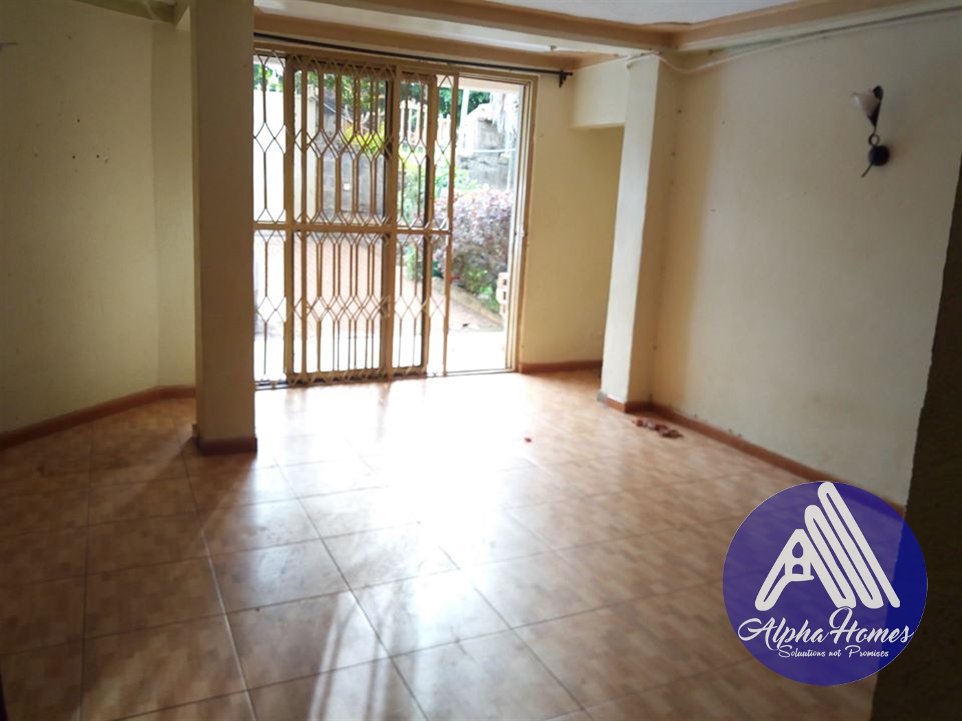 Duplex for rent in Naalya Kampala