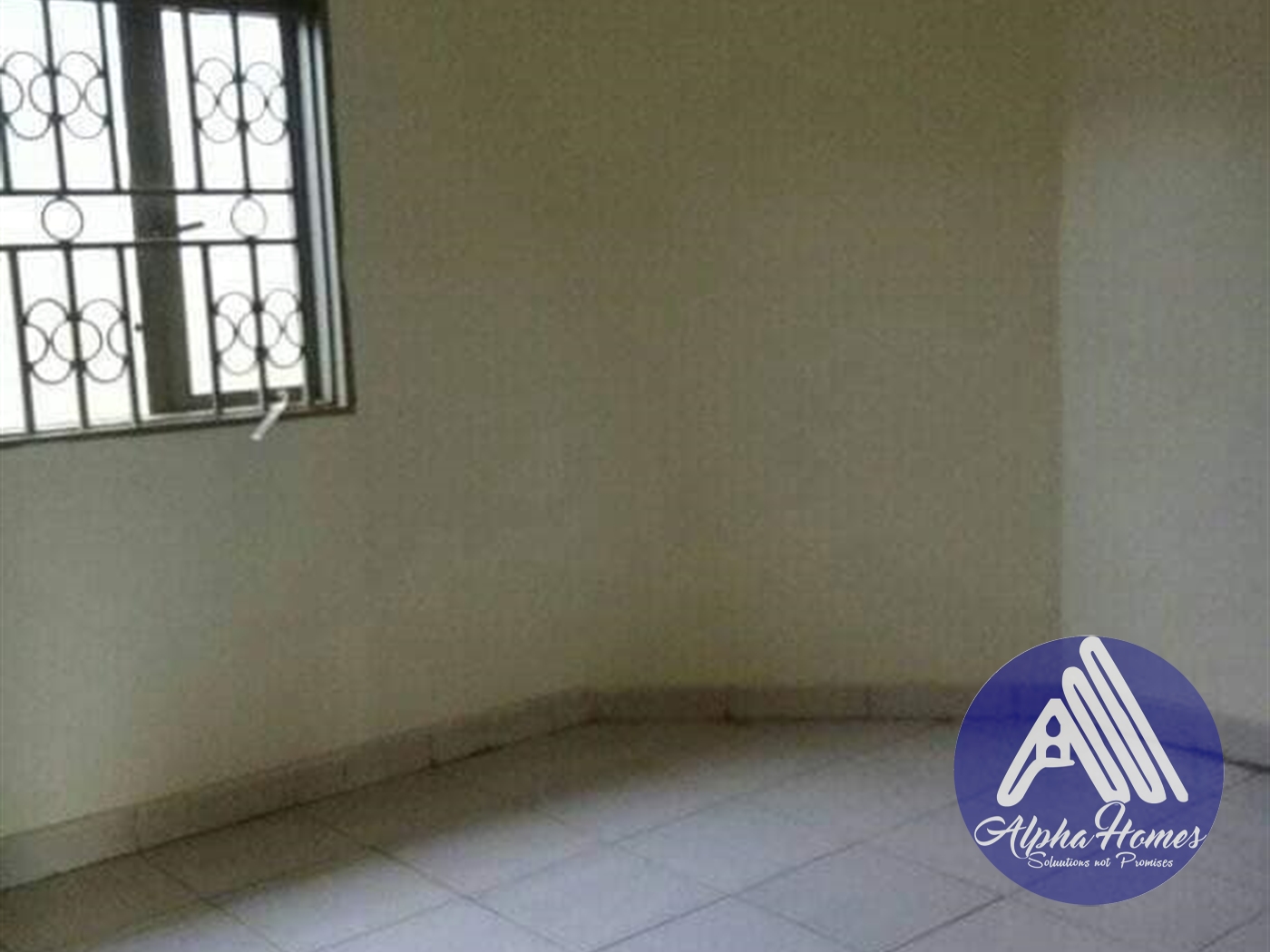 Semi Detached for rent in Mpererwe Kampala