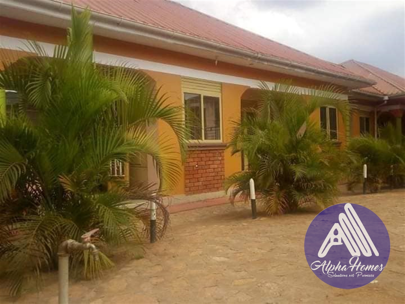 Semi Detached for rent in Mpererwe Kampala