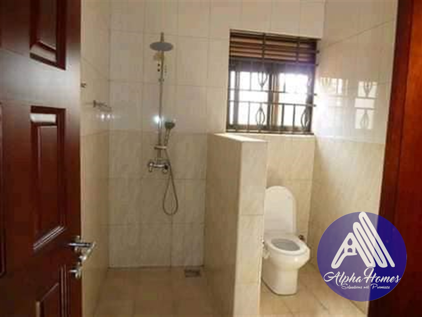 Semi Detached for rent in Kiwaatule Kampala