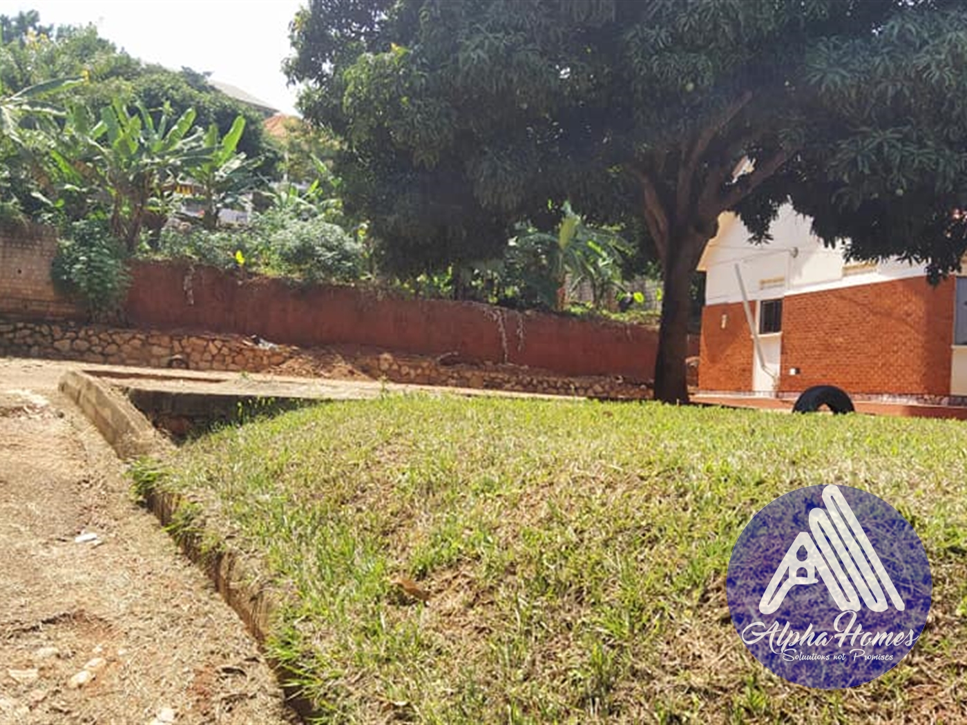 Bungalow for sale in Bwebajja Wakiso