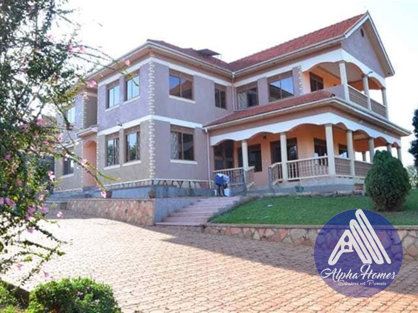 Mansion for sale in Matugga Wakiso