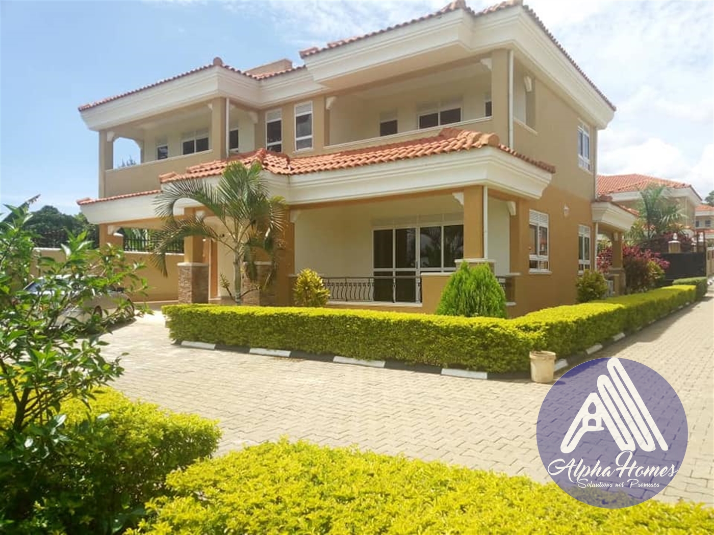 Mansion for sale in Munyonyo Kampala