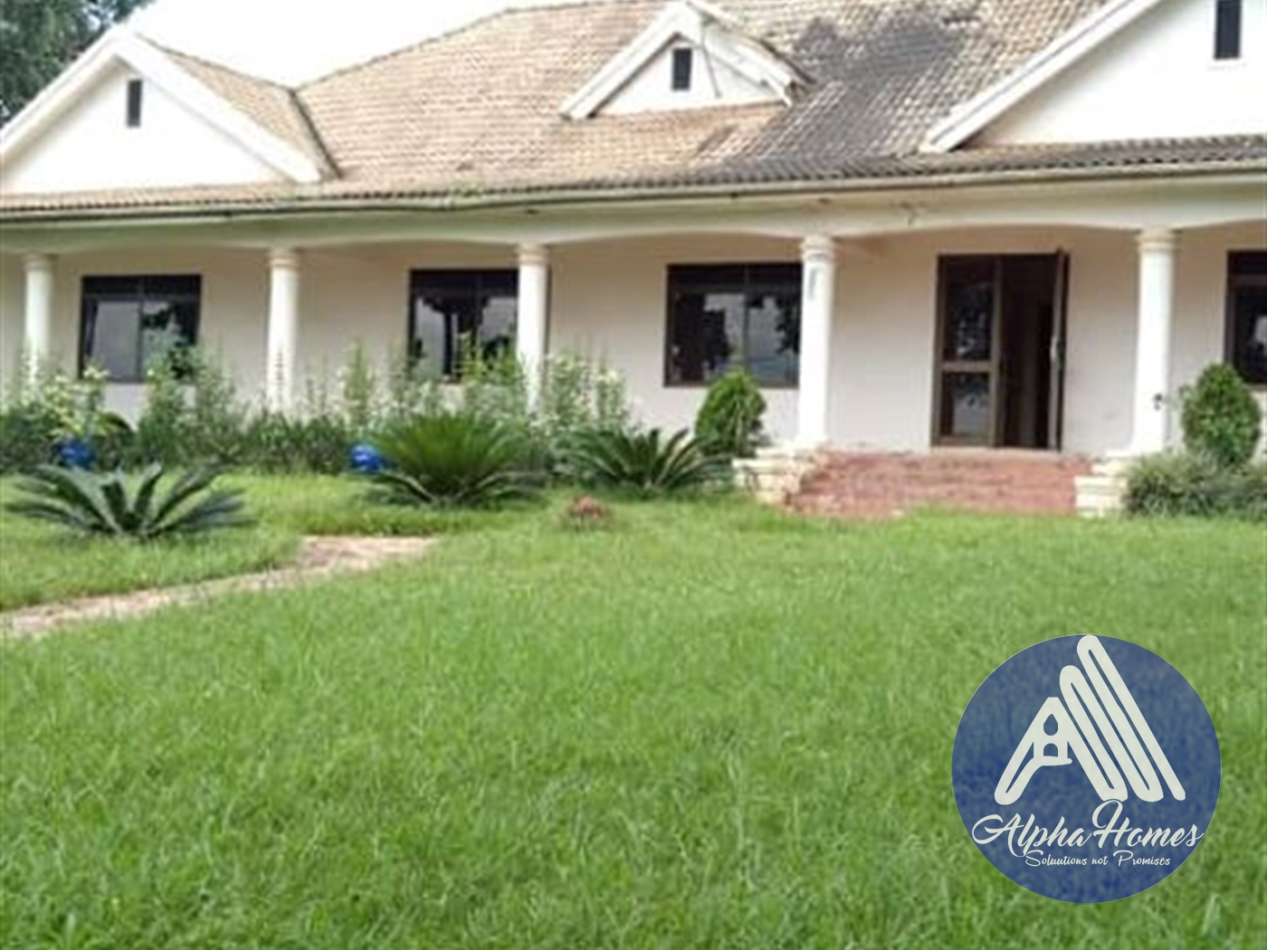 Mansion for sale in Wakisotowncenter Wakiso