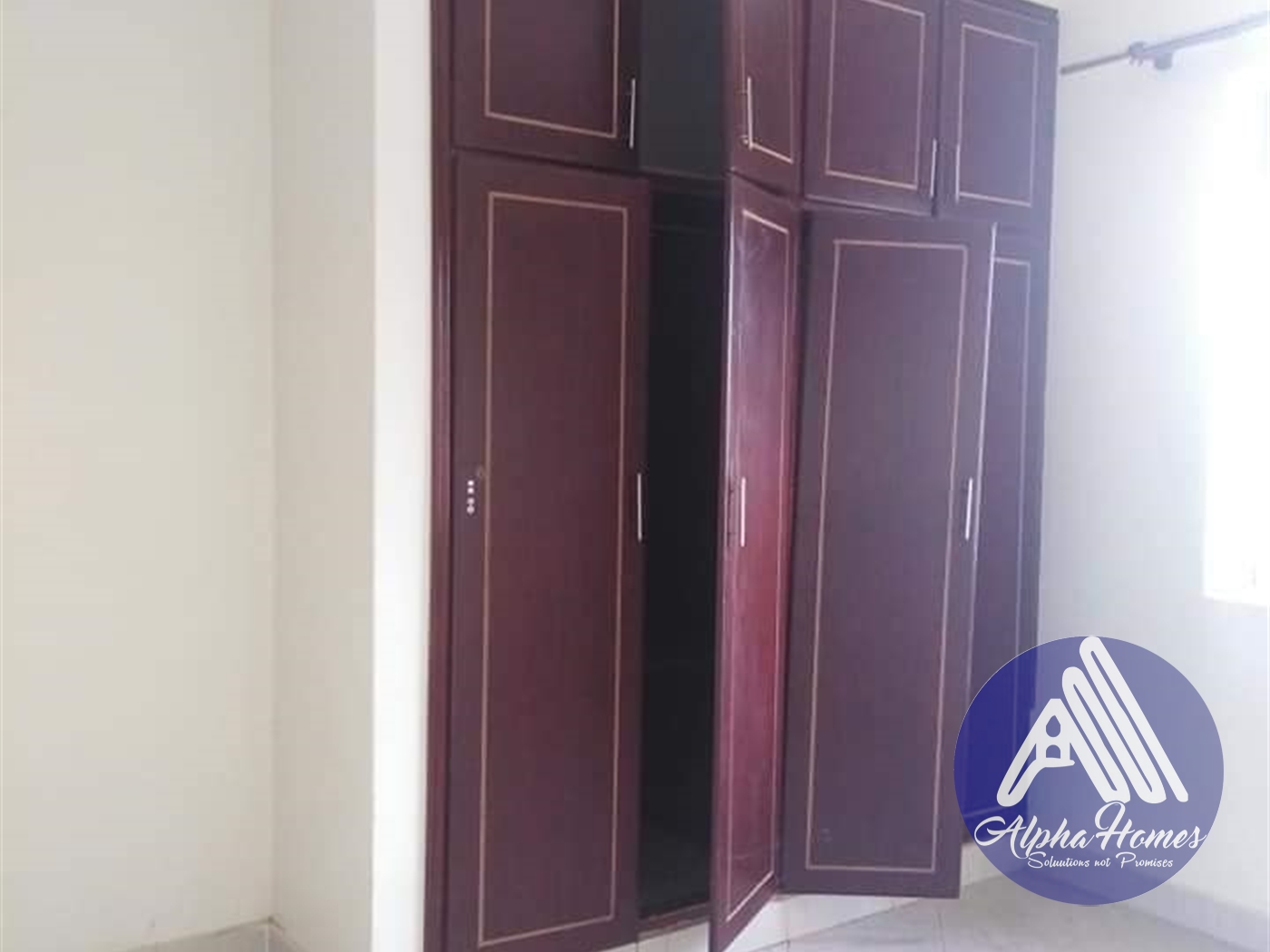 Apartment for rent in Kisaasi Kampala