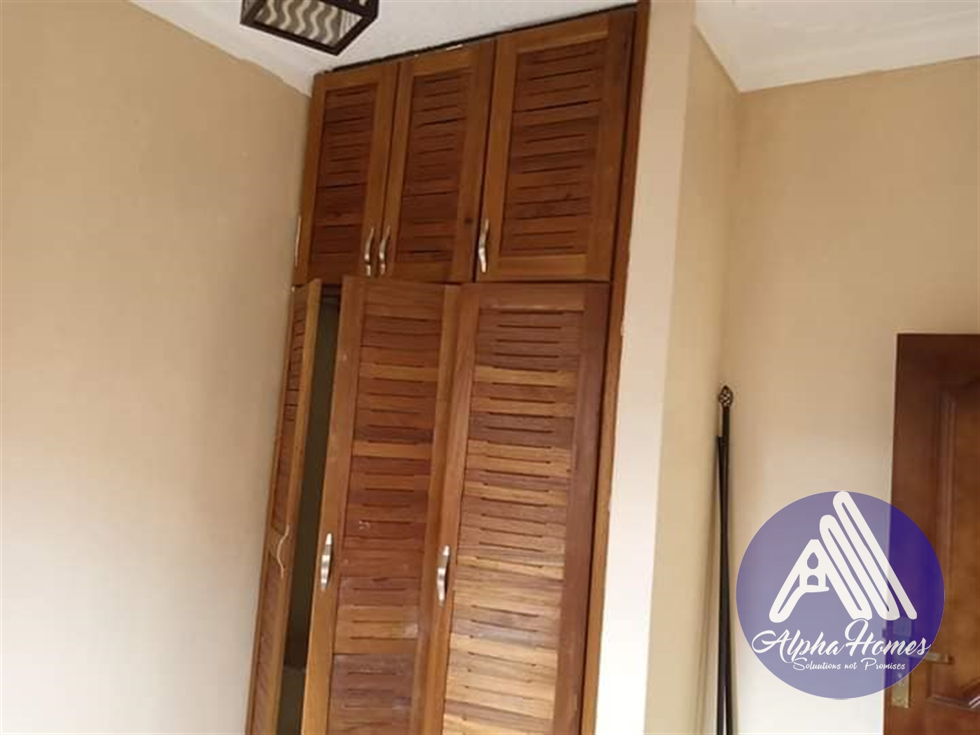 Semi Detached for rent in Kyaliwajjala Wakiso