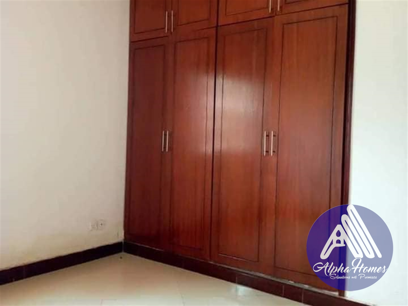 Semi Detached for rent in Kisaasi Kampala